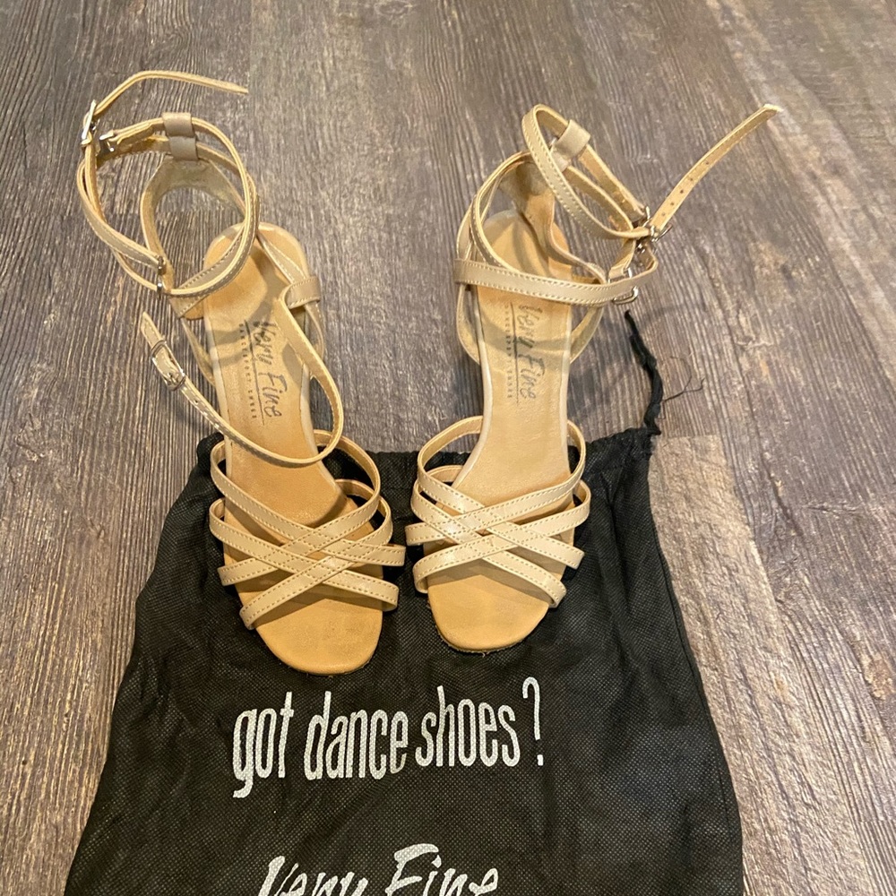 Ballroom dance shoes